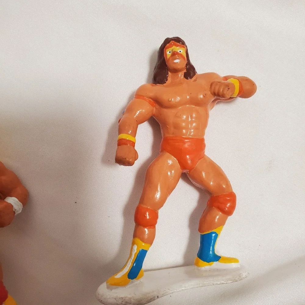 Vintage 1990 WWF Hulk Hogan Ultimate Warrior Applause WWE Figures Titan Sports